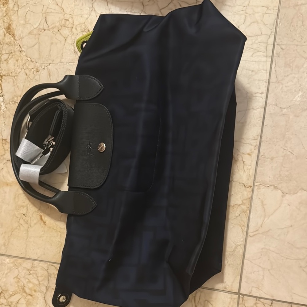 BRAND NEW Longchamp Le Pliage Neo Monogram Tote (NWT, Black & Blue)